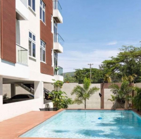 One Bedroom City Apartment with Pool